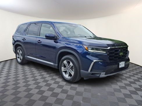 Used 2025 Honda Pilot EX-L image 1