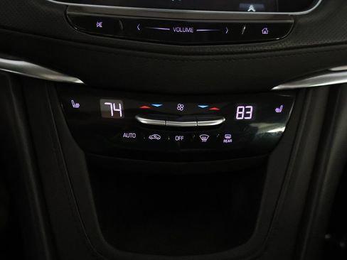 Used 2019 Cadillac XT5 Luxury image 47