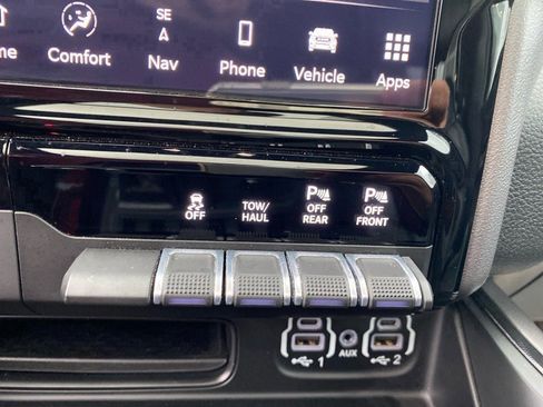 Used 2023 RAM 1500 Laramie image 15