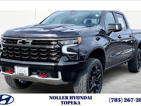 Used 2023 Chevrolet Silverado 1500 ZR2 w/ Technology Package image 1