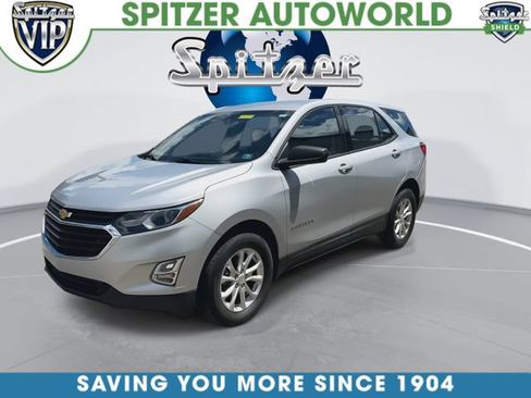 Used 2018 Chevrolet Equinox LS AWD/4WD image 4