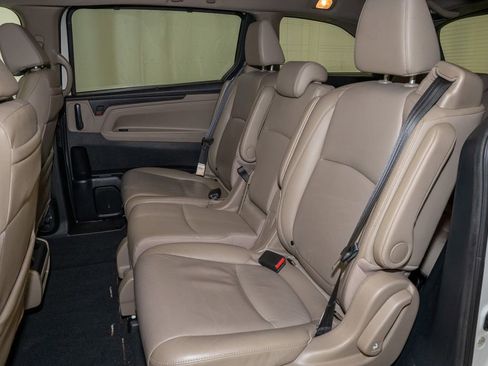 Used 2019 Honda Odyssey EX-L image 9