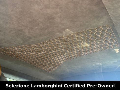 Used 2023 Lamborghini Huracan Tecnica RWD image 32