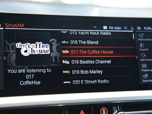 Used 2020 BMW 330i xDrive Sedan w/ Premium Package image 26