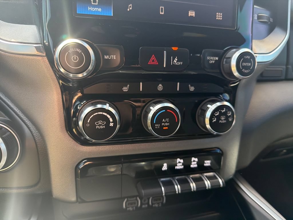 Used 2025 RAM 1500 Big Horn AWD/4WD image 27