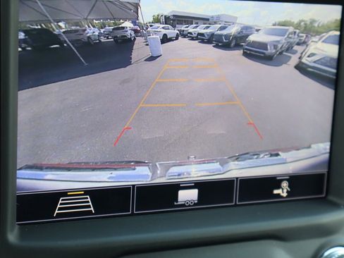 Certified 2020 GMC Sierra 1500 SLT w/ SLT Premium Plus Package image 16