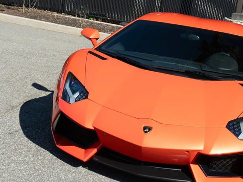 Used 2015 Lamborghini Aventador LP 700-4 AWD/4WD image 4
