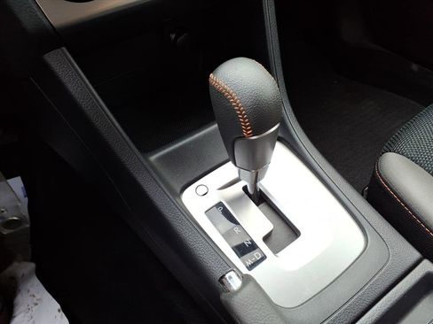 Used 2016 Subaru Crosstrek 2.0i Premium image 8