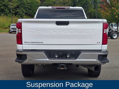 Used 2025 Chevrolet Silverado 2500 LT w/ Convenience Package AWD/4WD image 4