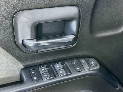 Used 2019 Chevrolet Silverado 2500 W/T AWD/4WD image 24