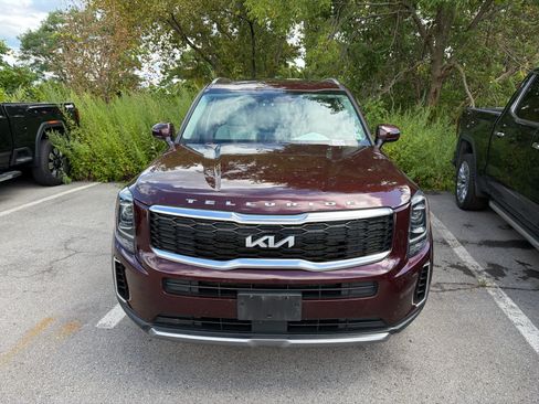 Used 2022 Kia Telluride S AWD/4WD image 9