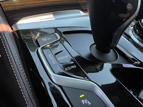 Used 2018 BMW M550i xDrive AWD/4WD image 64