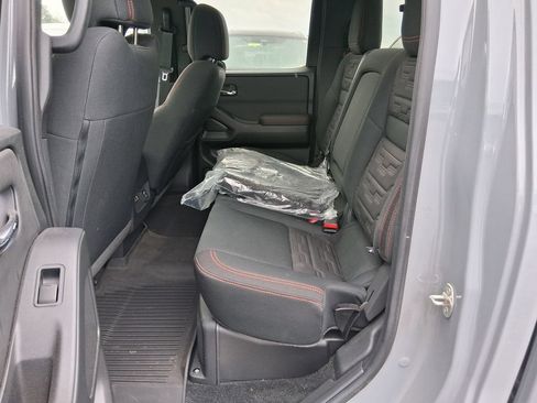 Certified 2023 Nissan Frontier PRO-4X w/ Pro Convenience Package AWD/4WD image 12