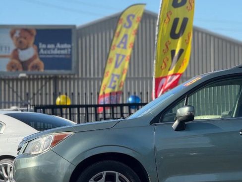 Used 2015 Subaru Forester 2.5i Touring w/ Eyesight & Navigation System AWD/4WD image 17