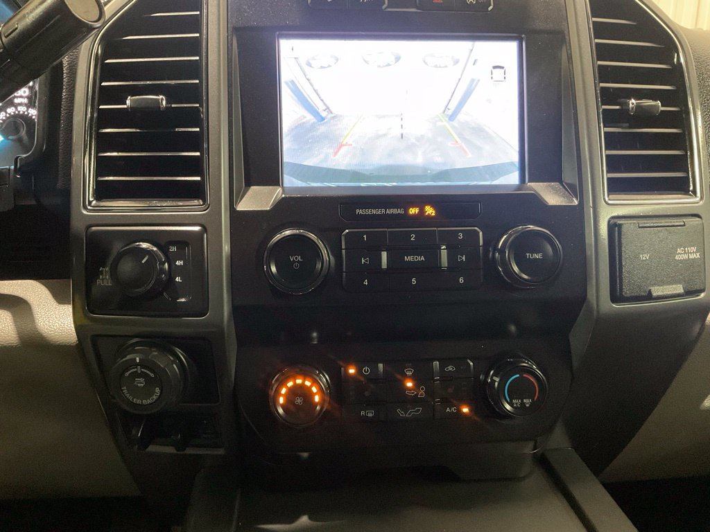 Used 2019 Ford F150 XLT w/ Equipment Group 302A Luxury AWD/4WD image 19