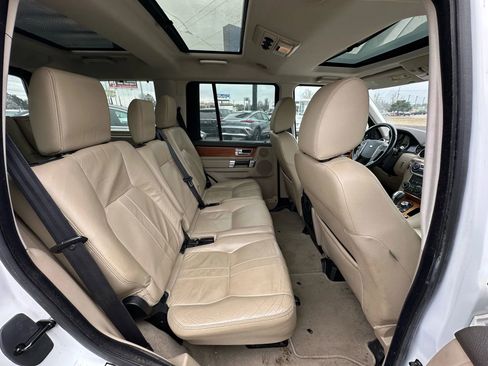 Used 2013 Land Rover LR4 HSE w/ HSE Pkg image 14