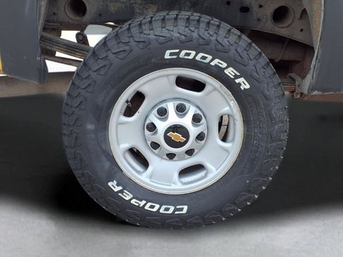 Used 2013 Chevrolet Silverado 2500 W/T AWD/4WD image 6