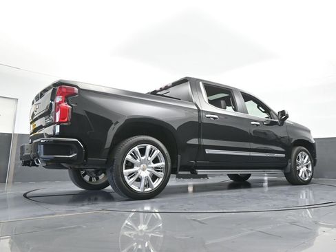 Used 2023 Chevrolet Silverado 1500 High Country w/ High Country Premium Package AWD/4WD image 84