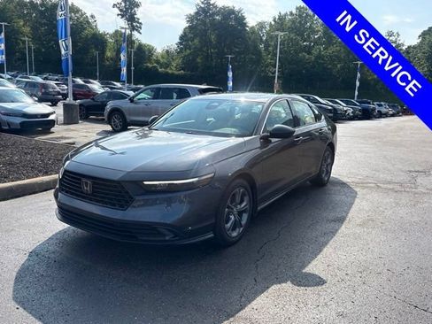 Used 2024 Honda Accord EX image 2