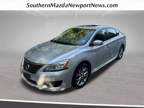 Used 2013 Nissan Sentra SR w/ Premium Pkg FWD image 1