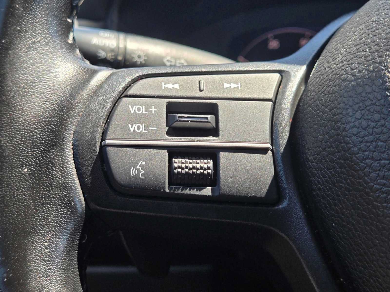 Used 2024 Honda Accord EX-L image 27