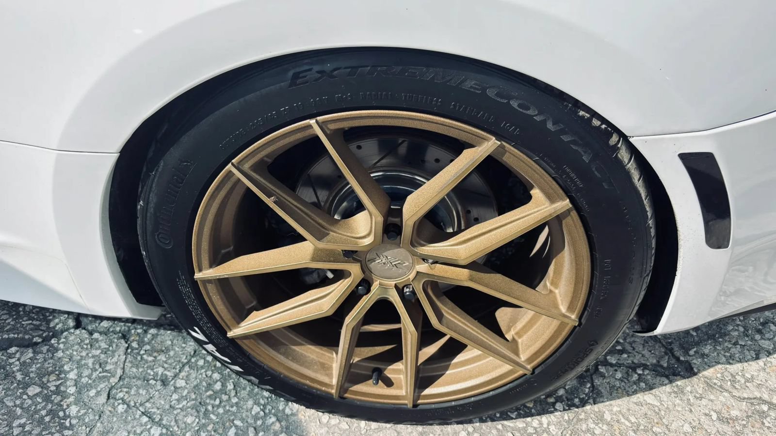 Used 2018 Chevrolet Camaro LS RWD image 22