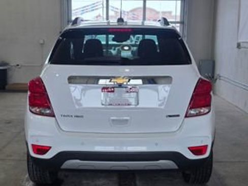 Used 2017 Chevrolet Trax Premier w/ Driver Confidence II Package image 4