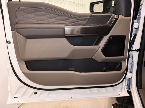 New 2026 Ford F350 Platinum w/ Platinum Plus Package image 11