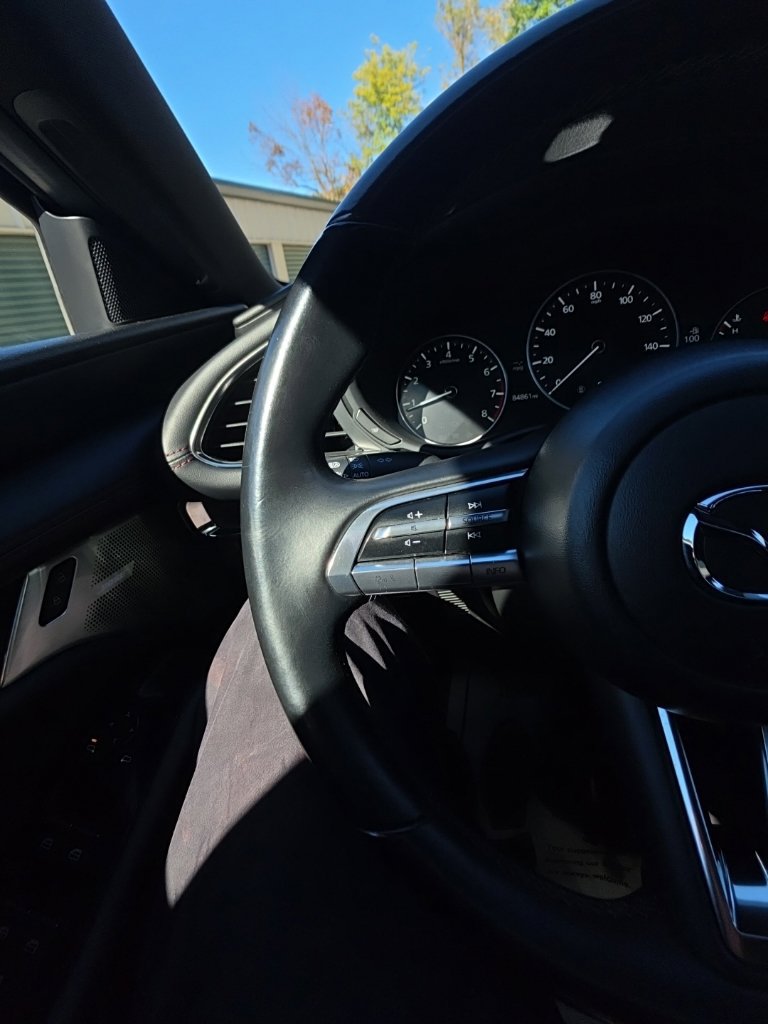 Used 2023 MAZDA MAZDA3 s FWD image 28