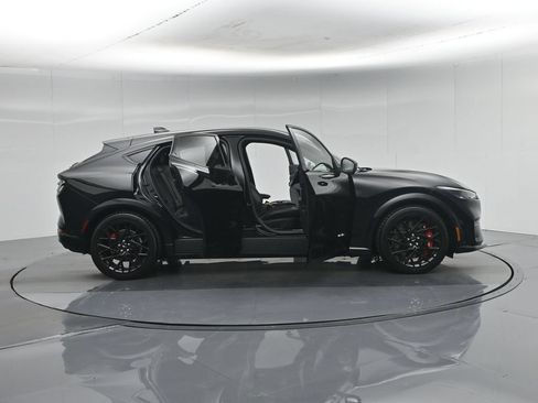 Used 2023 Ford Mustang Mach-E GT w/ GT Performance Edition AWD/4WD image 5