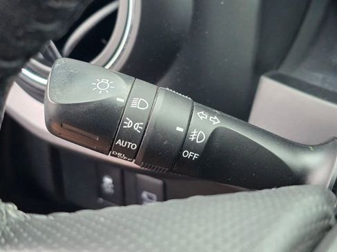 Used 2023 Toyota Tacoma TRD Off-Road w/ Advanced Technology Package AWD/4WD image 38