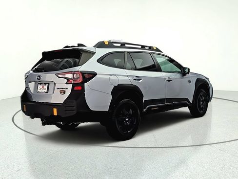Used 2022 Subaru Outback Wilderness AWD/4WD image 7