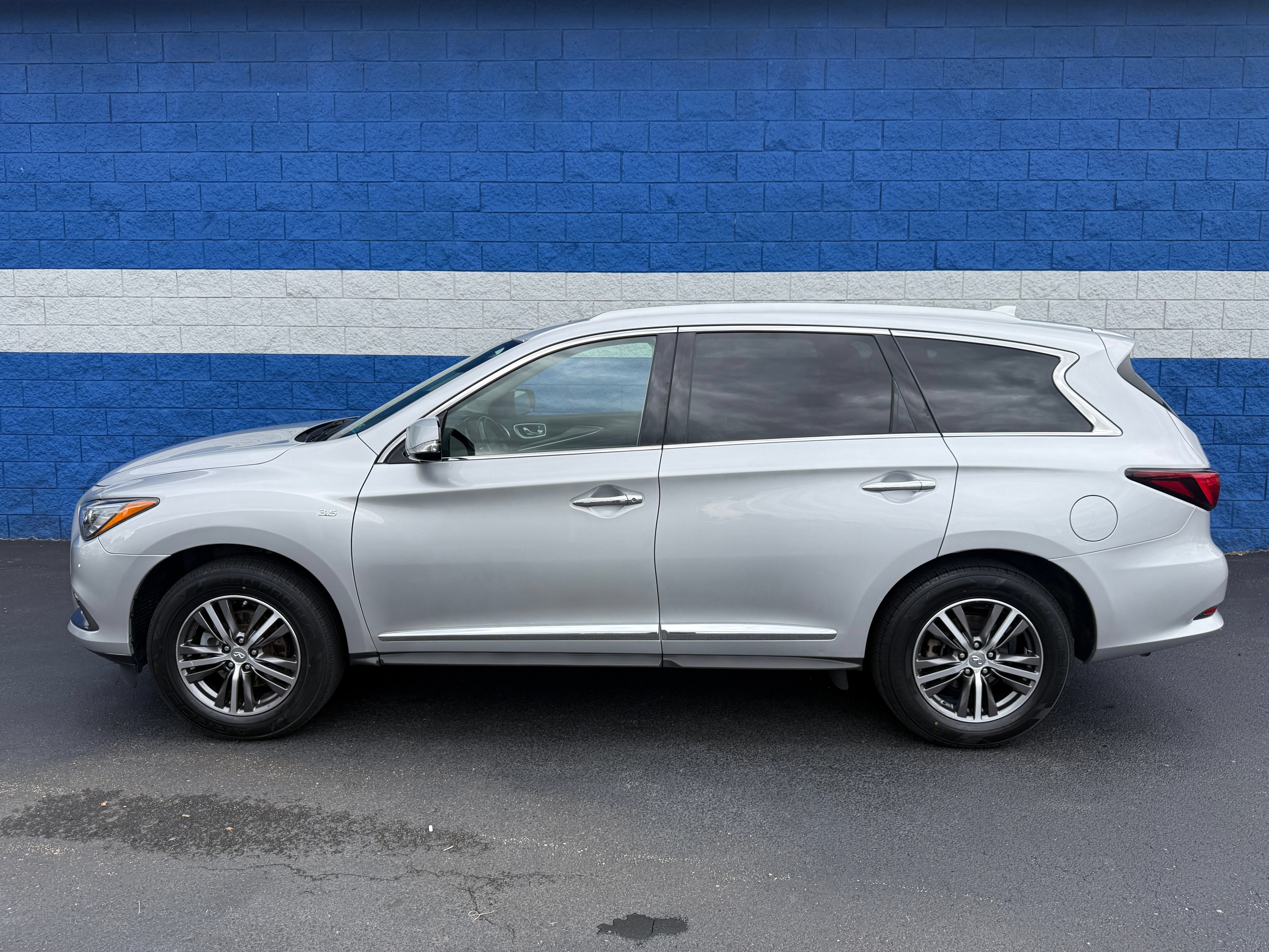 Used 2019 INFINITI QX60 Luxe w/ Essential Package AWD/4WD image 20