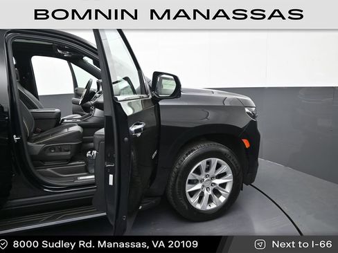 Used 2023 Chevrolet Tahoe Premier w/ Premium Package 2 AWD/4WD image 9