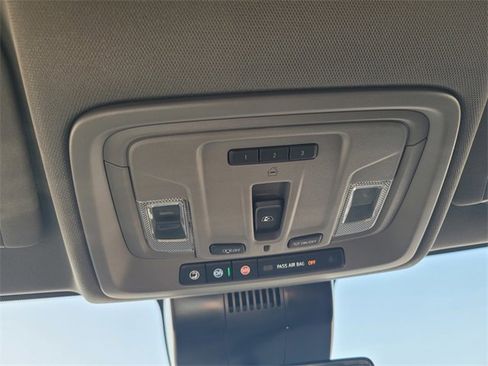 Used 2025 Chevrolet Silverado 1500 RST image 22