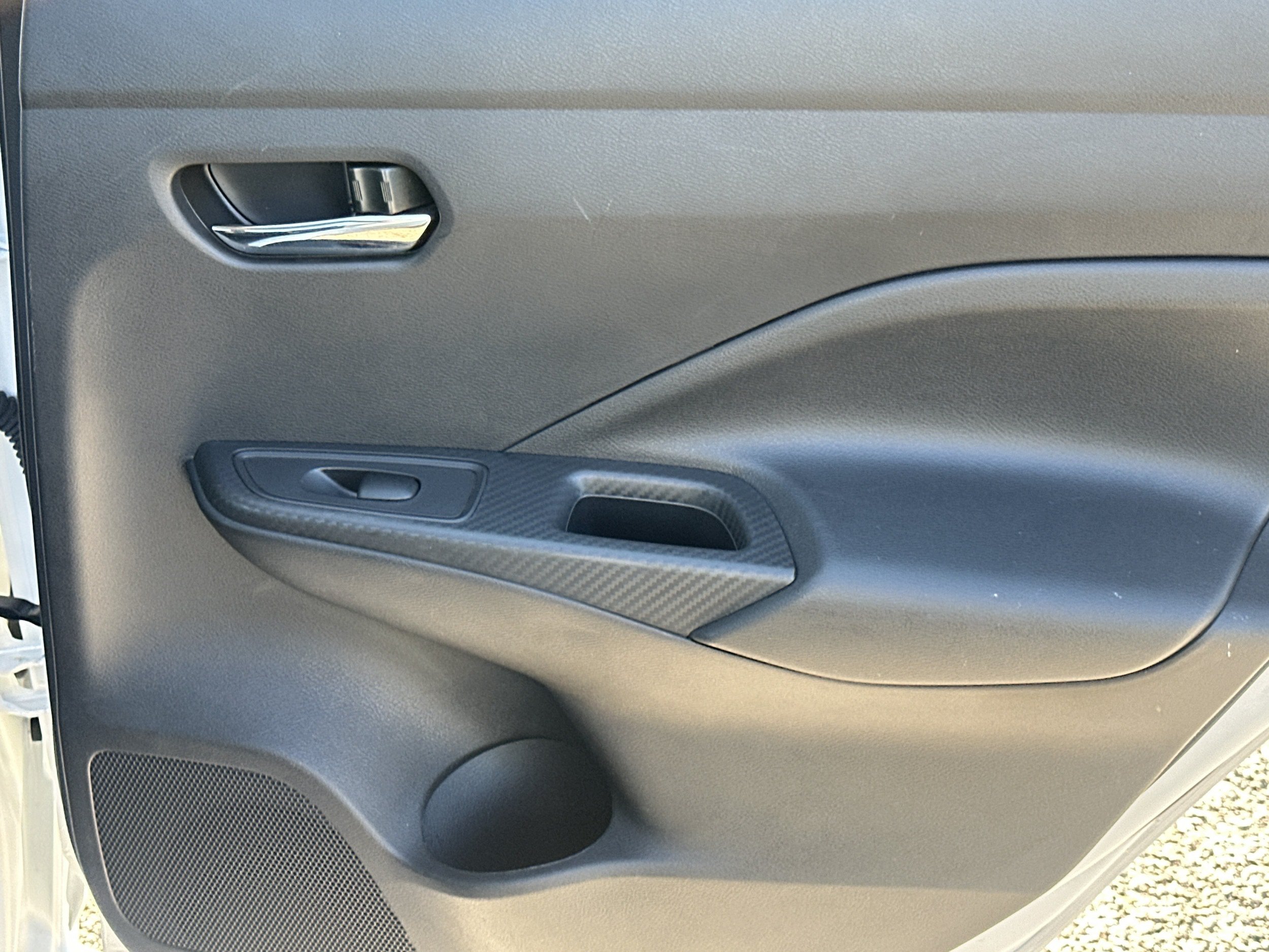 Used 2025 Nissan Versa SV FWD image 16