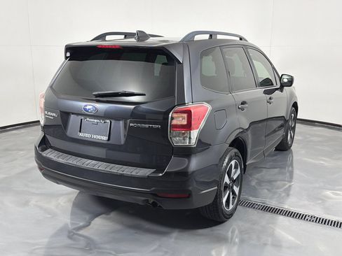 Used 2018 Subaru Forester 2.5i Premium AWD/4WD image 5