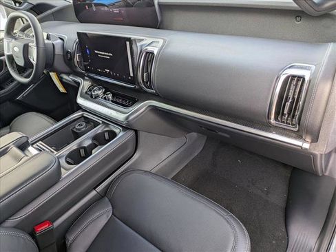 New 2026 Ford Expedition Platinum w/ Stealth Appearance Package image 20