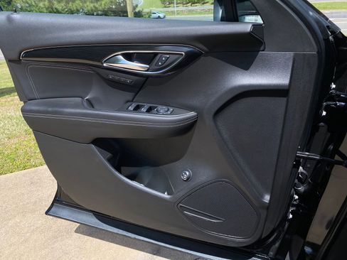 Used 2023 Buick Envision Essence w/ Sport Touring Package image 24