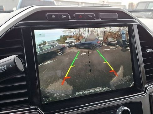 Certified 2022 Ford F250 Lariat w/ Lariat Value Package image 18