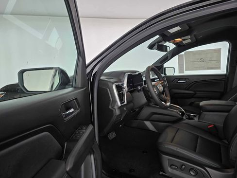 New 2026 GMC Canyon Elevation w/ Convenience Package image 21