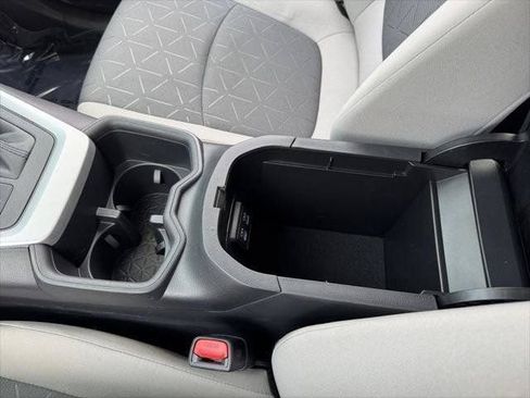 Certified 2022 Toyota RAV4 XLE w/ Carpet Mat Package (TMS) AWD/4WD image 88
