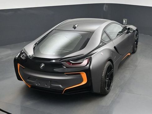Used 2019 BMW i8 Coupe AWD/4WD image 24