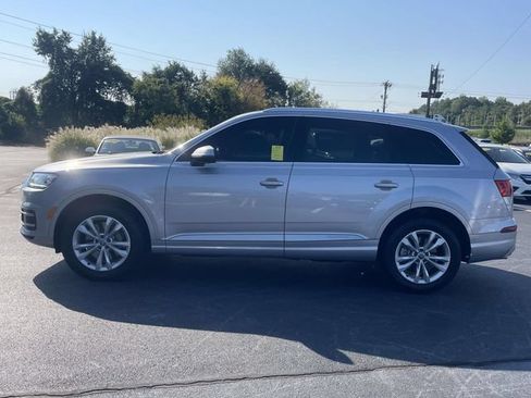 Used 2019 Audi Q7 3.0T Premium w/ Convenience Package AWD/4WD image 4