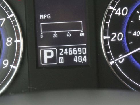 Used 2011 INFINITI EX35 Journey w/ Premium Pkg image 9