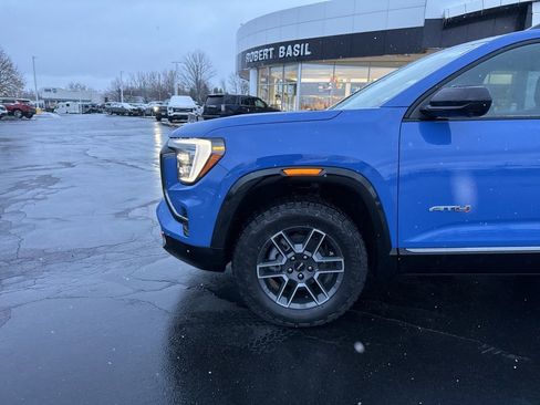 New 2026 GMC Terrain AT4 image 5