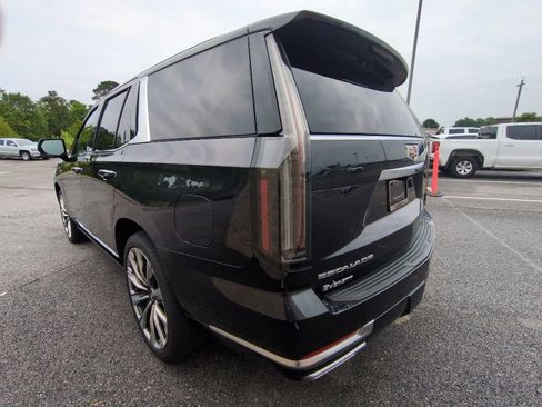 Used 2026 Cadillac Escalade Luxury w/ Touring Package AWD/4WD image 5