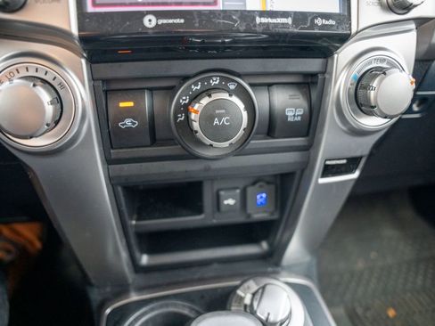 Used 2022 Toyota 4Runner TRD Sport image 25