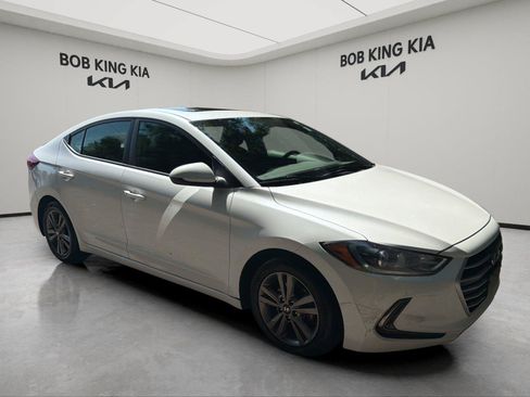 Used 2017 Hyundai Elantra Value Edition FWD image 7