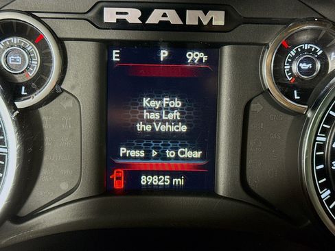 Used 2021 RAM 2500 Big Horn w/ Level 1 Equipment Group AWD/4WD image 16